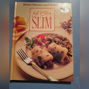 Better Homes and Gardens Slim Cookbook with Cream Hard Cover Vintage